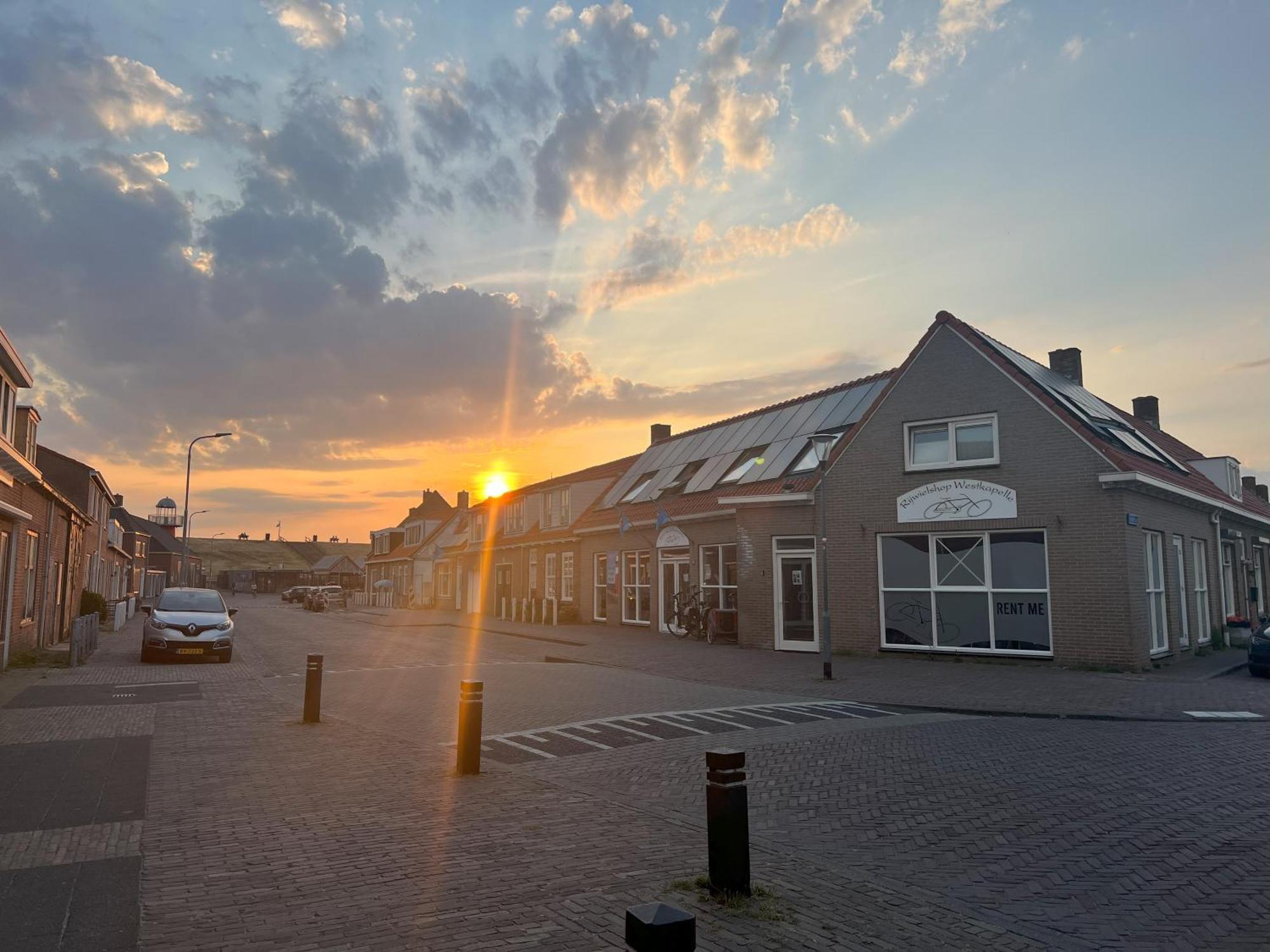 Ruim Appartement Met Sauna, Zuidstraat 125 In Westkapelle Zewnętrze zdjęcie
